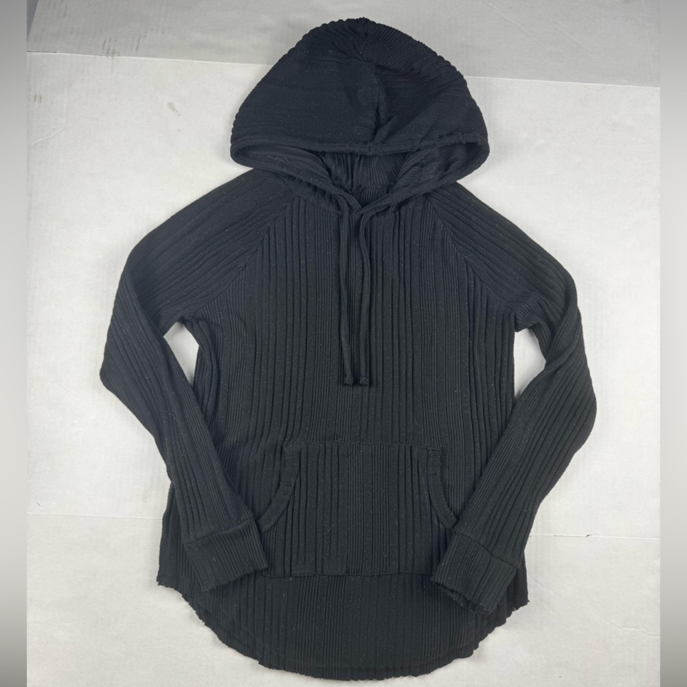 Women’s long sleeve Black Ribbed knit hoodie size large